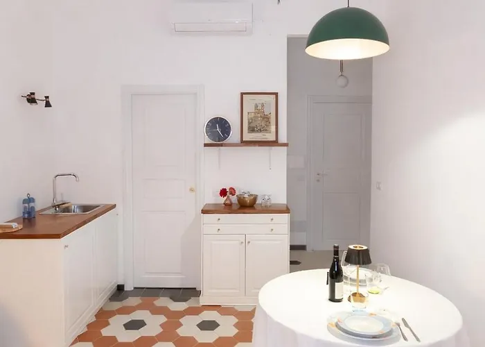 A Short Walk From The Center, 150m From Metro A